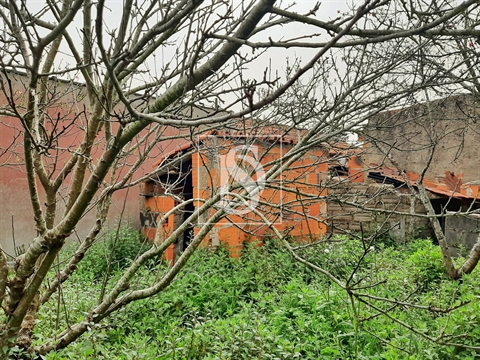 Moradia para Restaurar T1