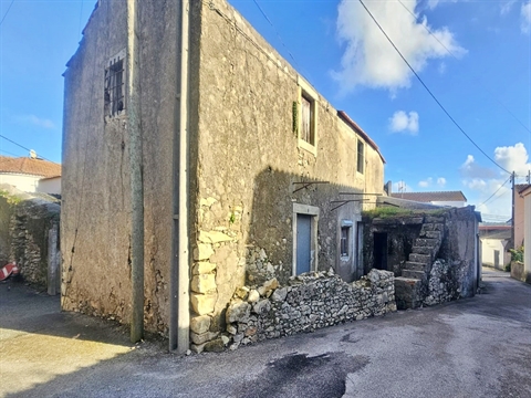 Moradia para Restaurar T1