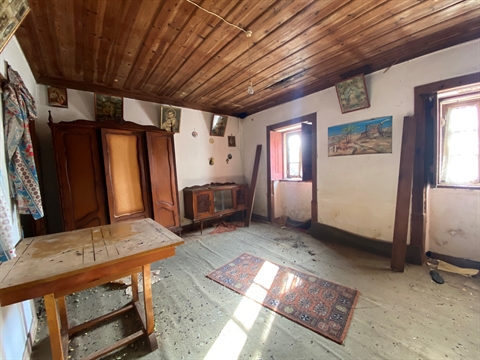 Moradia para Restaurar T2